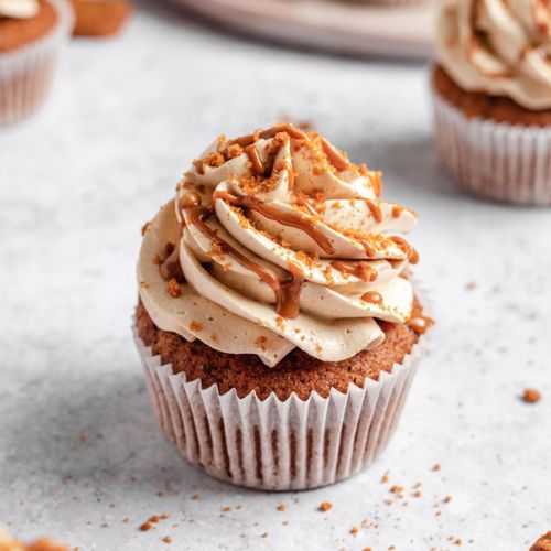 order online fondant cupcakes in Noida, send customized cupcakes in Noida, buy online cupcakes in Noida, same day cupcake delivery in Noida, online cupcake bakery in Noida