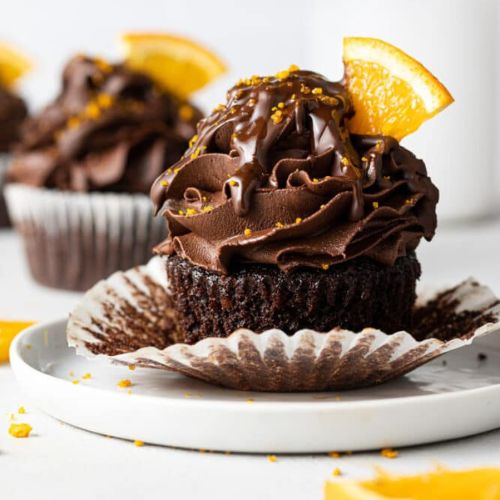 order online fondant cupcakes in Noida, send customized cupcakes in Noida, buy online cupcakes in Noida, same day cupcake delivery in Noida, online cupcake bakery in Noida