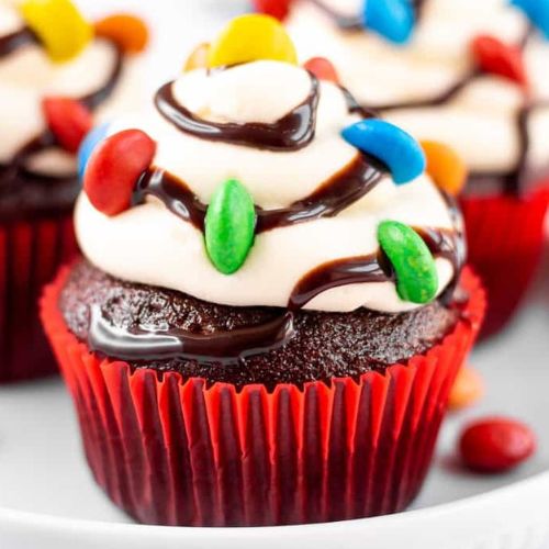 online cupcake order, Buy Cupcakes Online, cupcakes in India,Cupcake Delivery,best cupcakes order in India,cupcakes homes delivery,midnight cupcakes order