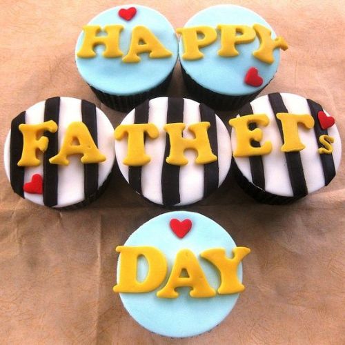 Cupcake delivery in Delhi, send customized cupcakes in Delhi, same day cupcake delivery in Delhi, online cupcake delivery in Delhi, buy regular cupcakes in Delhi, send cupcake online in Delhi.,  Customized Cupcakes delivery