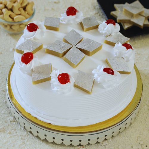 birthday cake for him, order cakes for boyfriend, send cakes to Husband, fondant cakes for him, order customized cakes for him, birthday cakes for sons, order birthday cakes for men online