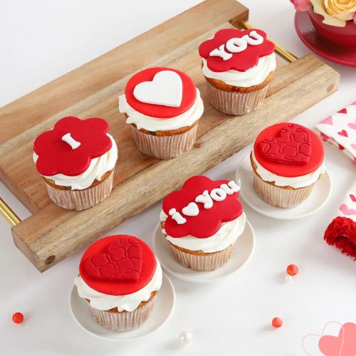 Order designer cupcakes, buy fondant cupcakes online, online designer cupcakes delivery, send Online fondant cupcakes, custom cupcakes online, fondant cupcakes delivery, buy designer cupcakes