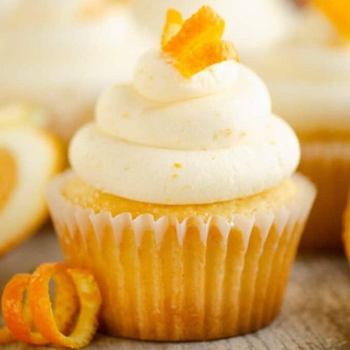 order online fondant cupcakes in Noida, send customized cupcakes in Noida, buy online cupcakes in Noida, same day cupcake delivery in Noida, online cupcake bakery in Noida