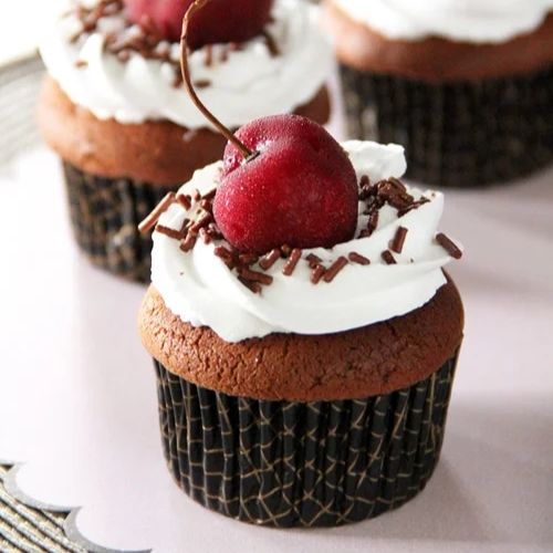 order online fondant cupcakes in Noida, send customized cupcakes in Noida, buy online cupcakes in Noida, same day cupcake delivery in Noida, online cupcake bakery in Noida