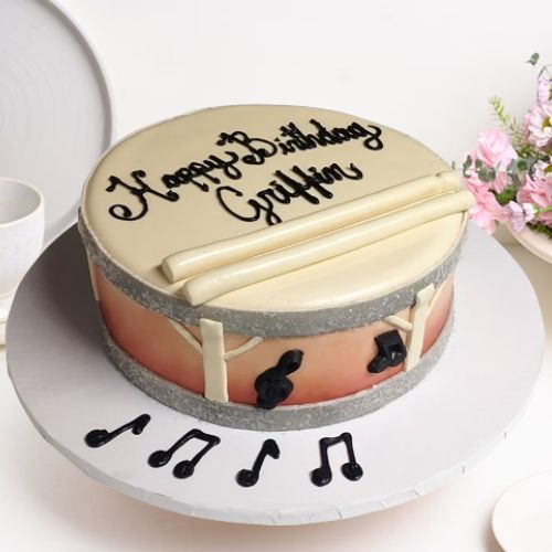 birthday cake for him, order cakes for boyfriend, send cakes to Husband, fondant cakes for him, order customized cakes for him, birthday cakes for sons, order birthday cakes for men online