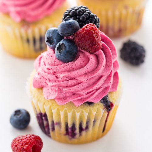 order online fondant cupcakes in Noida, send customized cupcakes in Noida, buy online cupcakes in Noida, same day cupcake delivery in Noida, online cupcake bakery in Noida