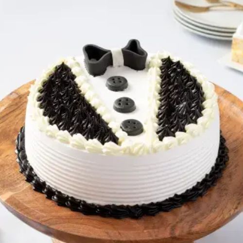 birthday cake for him, order cakes for boyfriend, send cakes to Husband, fondant cakes for him, order customized cakes for him, birthday cakes for sons, order birthday cakes for men online