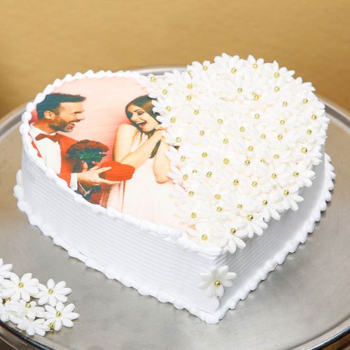 cake for her, fondant cake for her, mac makeupcake, order birthday cake for her.